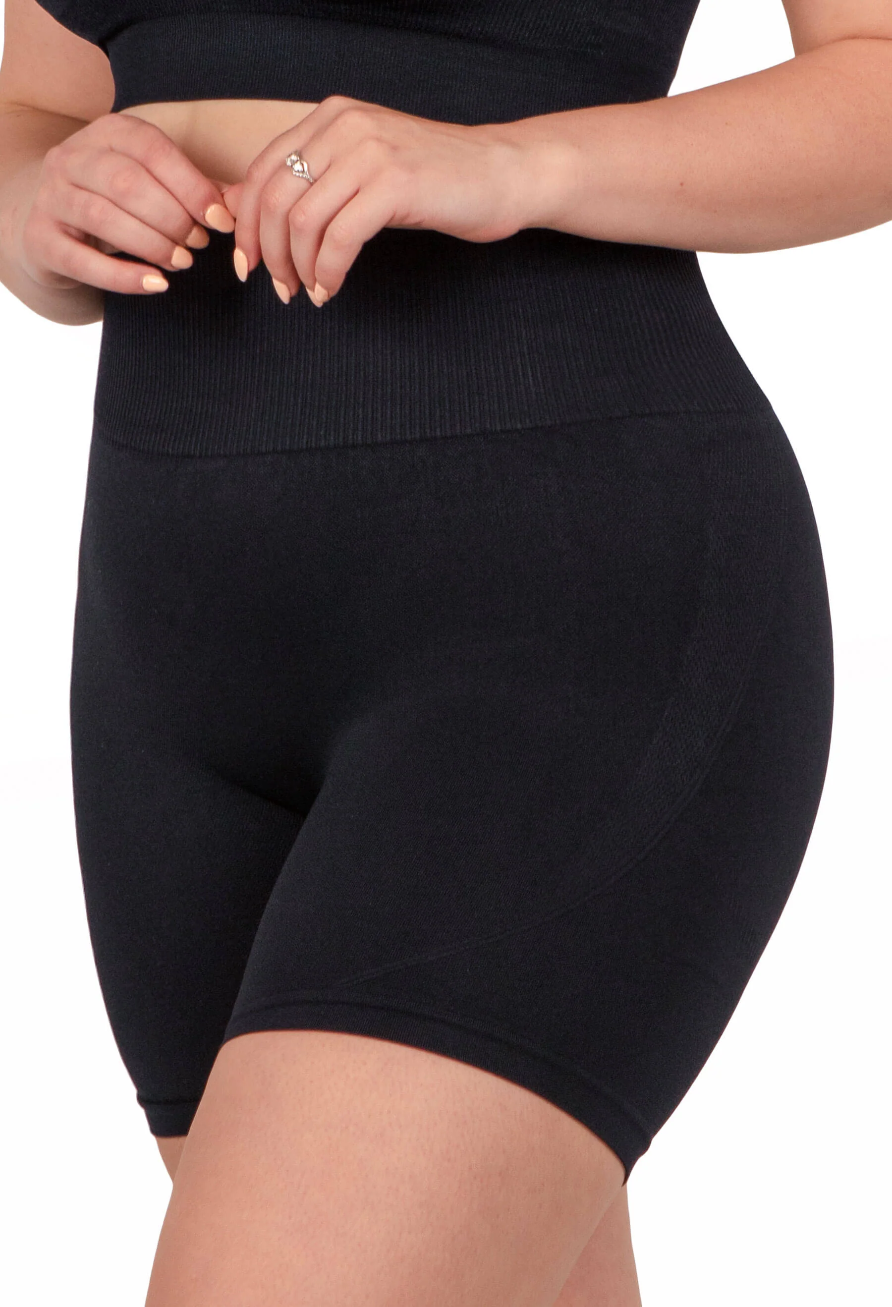 Seamless High Waist Midi Biker Shorts - 3 Pack - Image 3