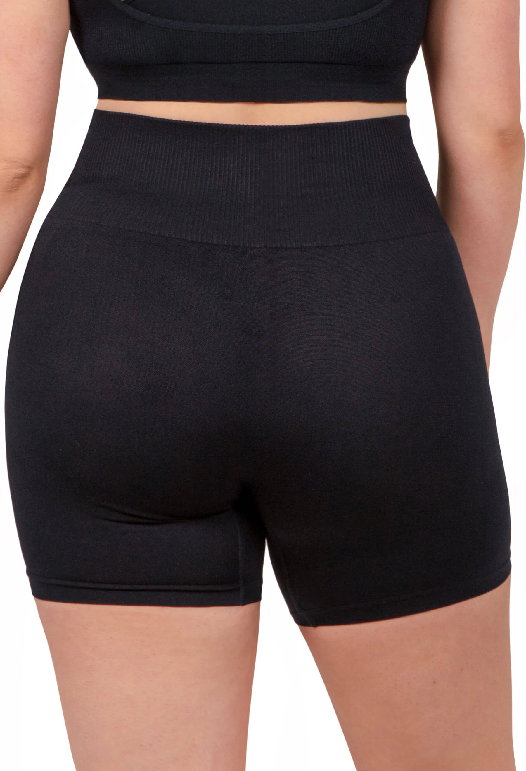 Seamless High Waist Midi Biker Shorts - 3 Pack - Image 4