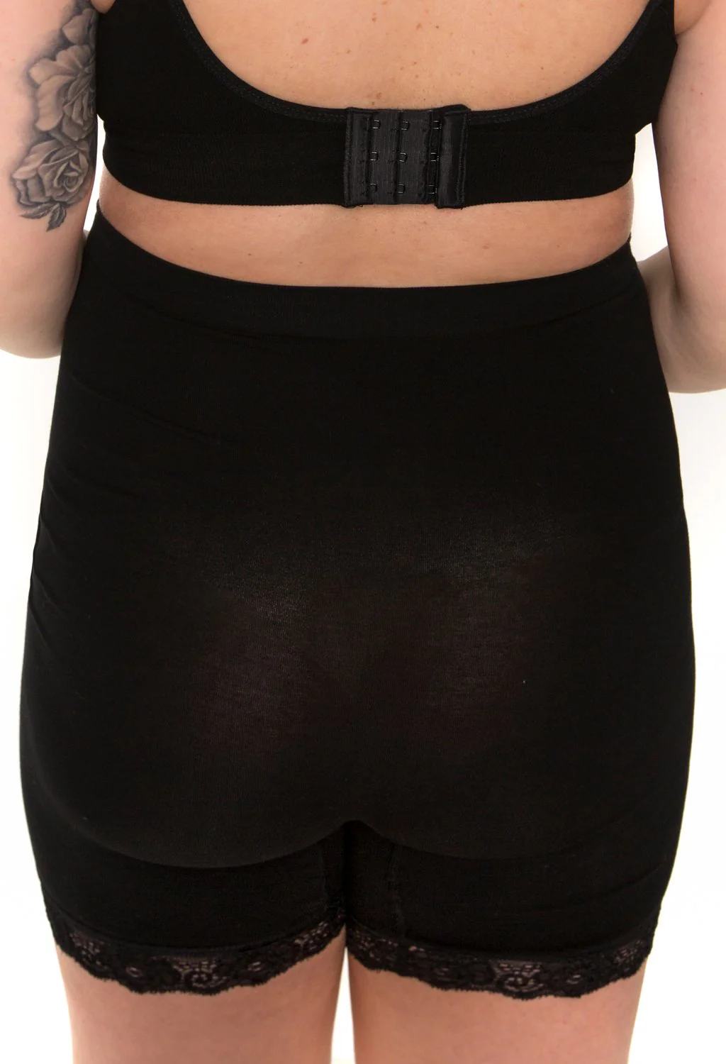 Maternity Anti Chafing High Rise Petite Cotton Rich Shorts - 3 Pack - Image 3