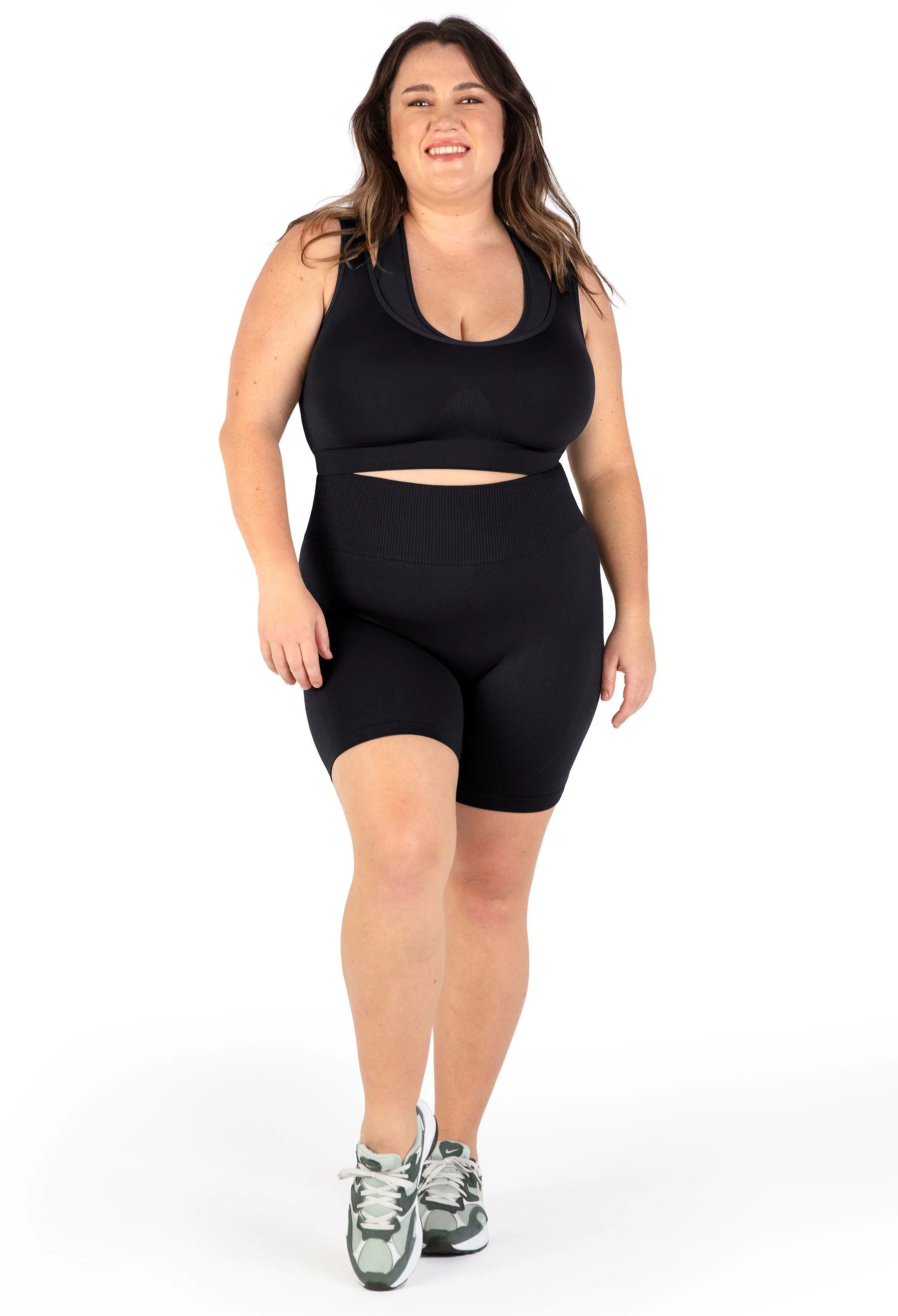Plus Size Seamless High Waist Midi Biker Shorts - Image 2