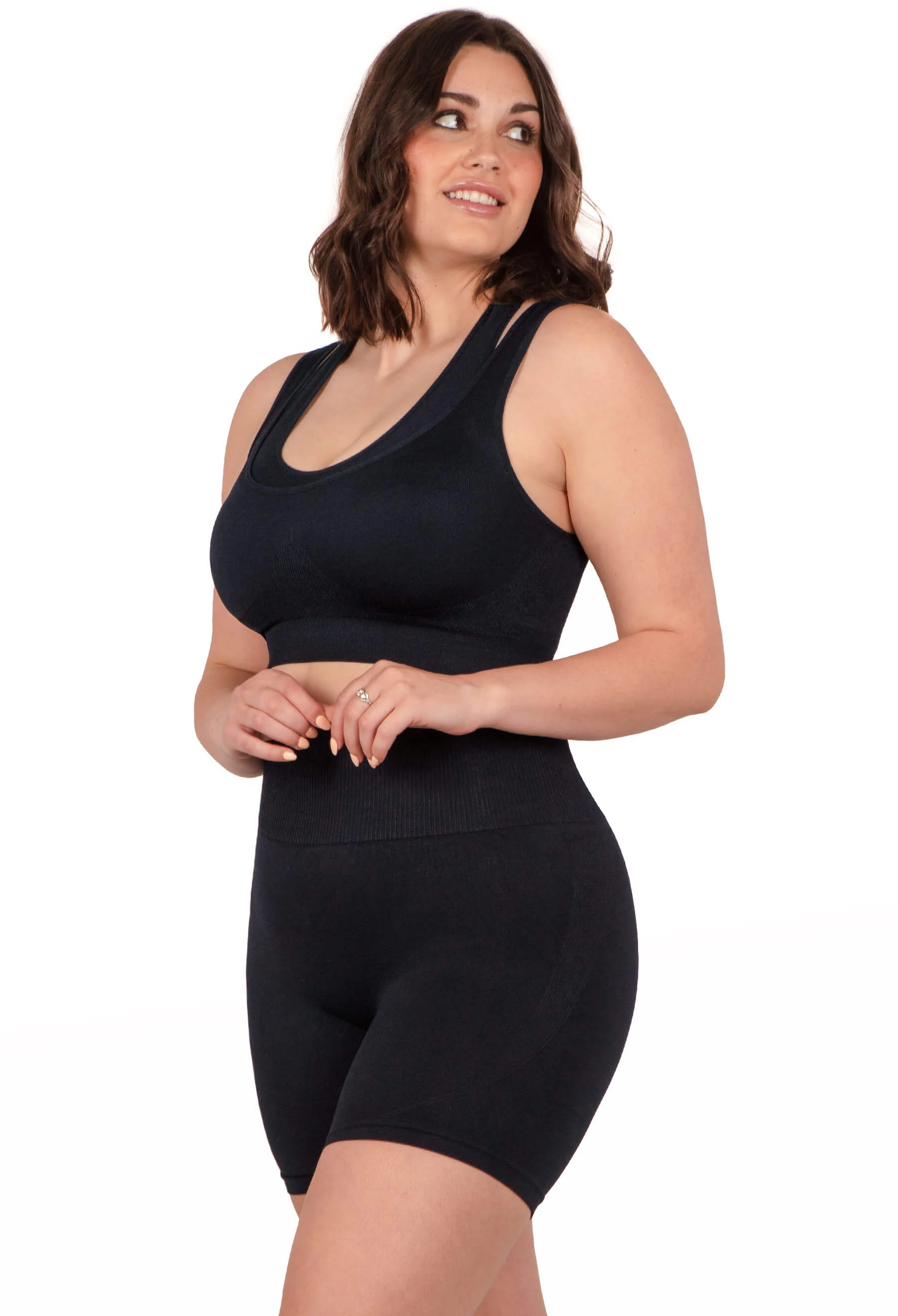 Plus Size Seamless High Waist Midi Biker Shorts - Image 8