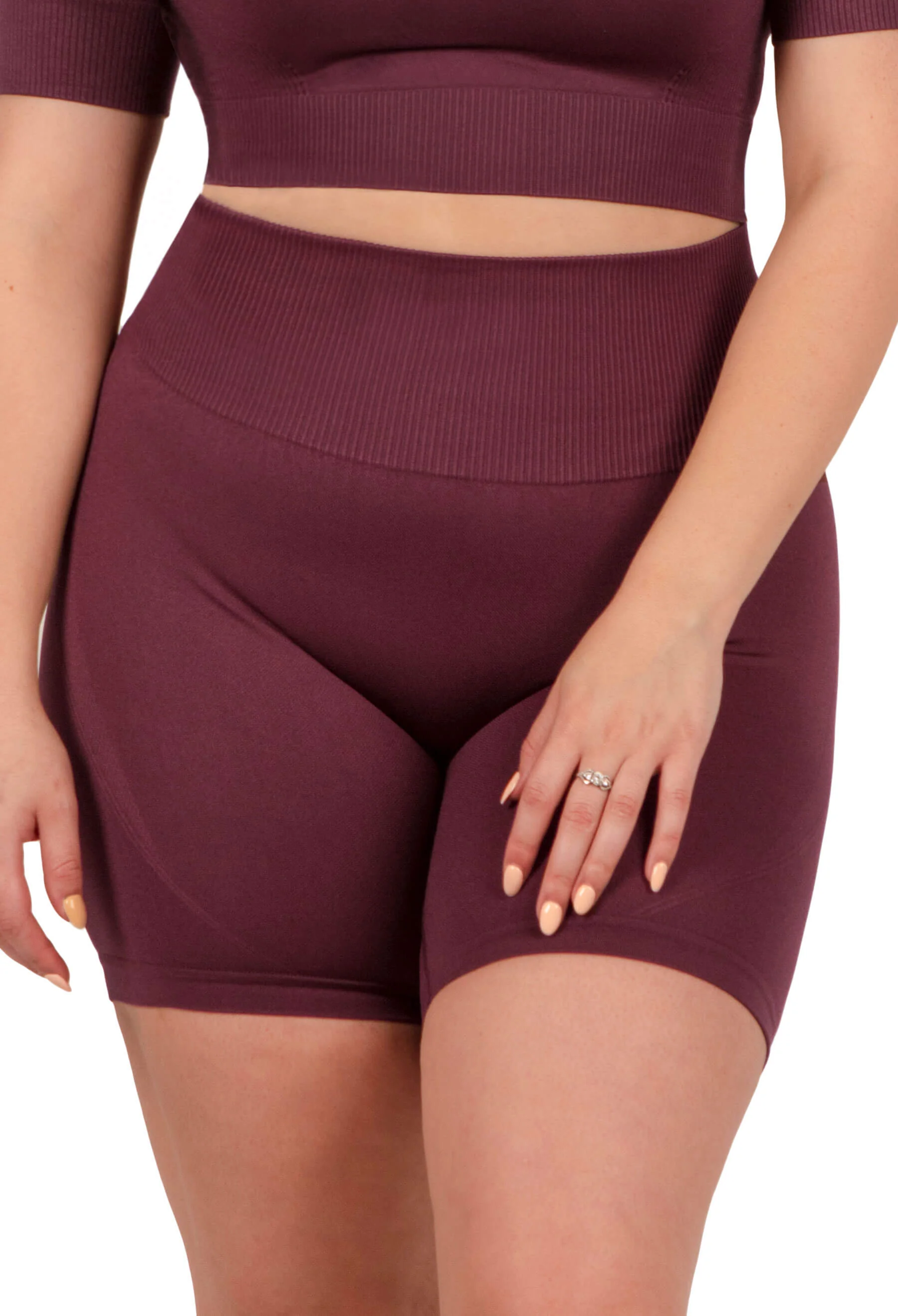 Plus Size Seamless High Waist Midi Biker Shorts - Image 3