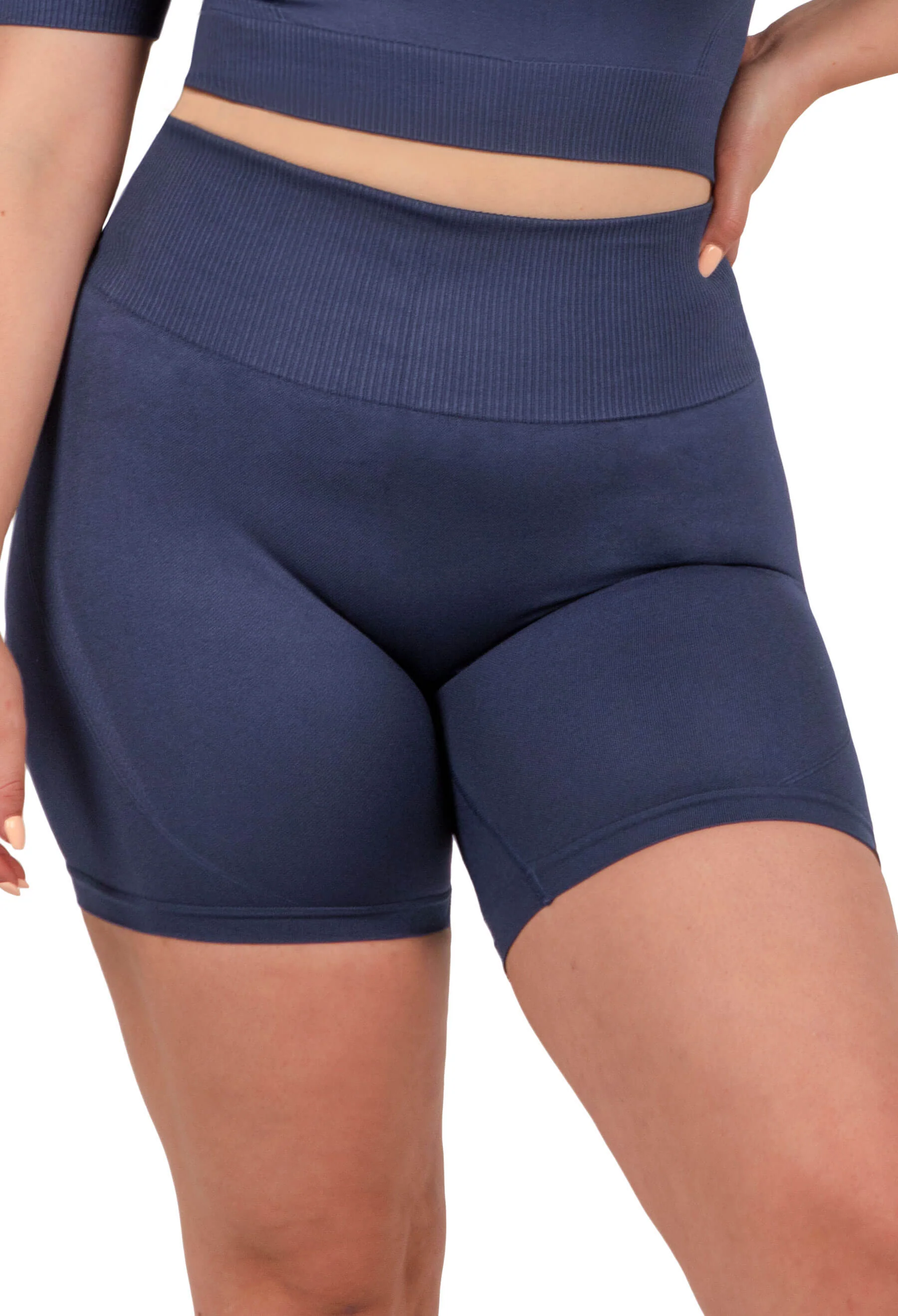 Seamless High Waist Midi Biker Shorts - Image 3