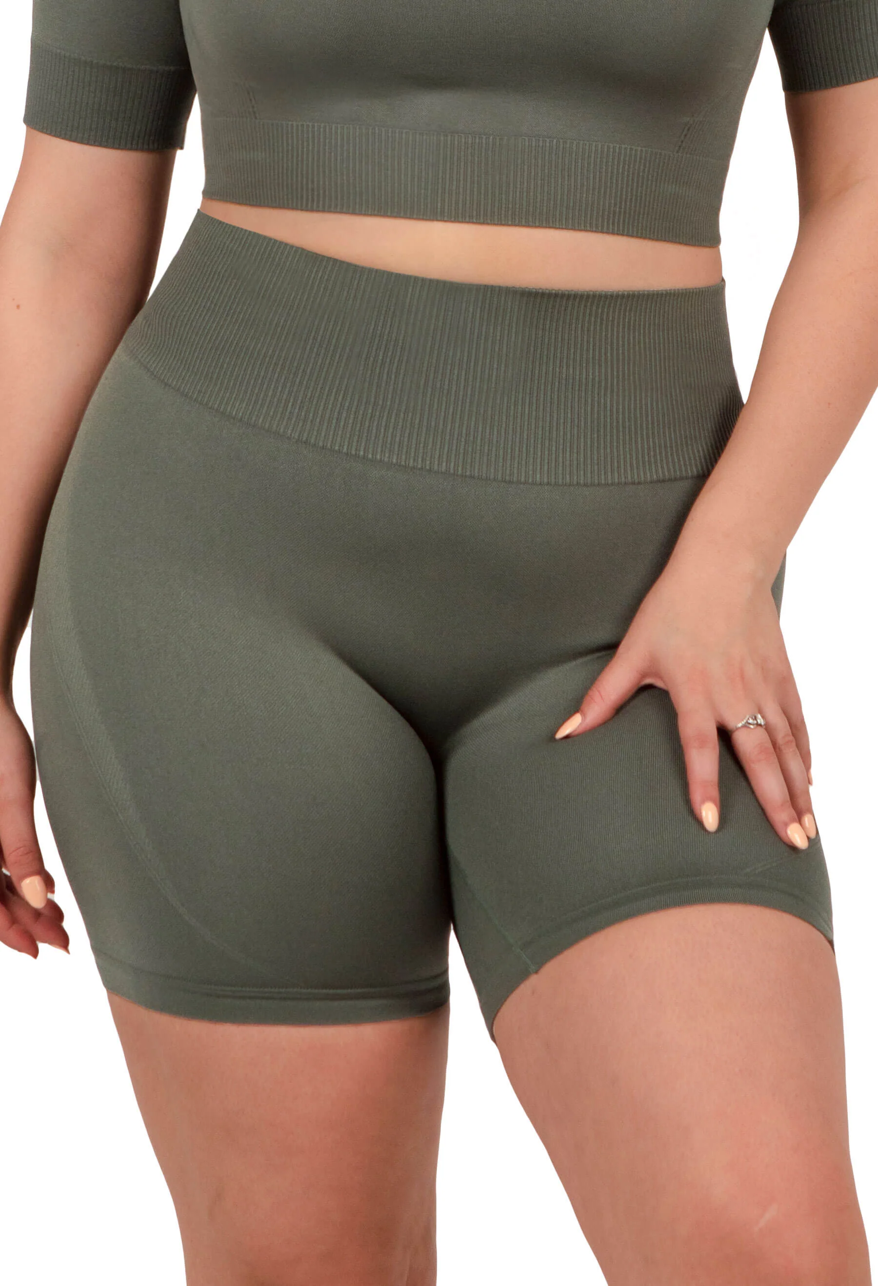 Seamless High Waist Midi Biker Shorts - Image 3
